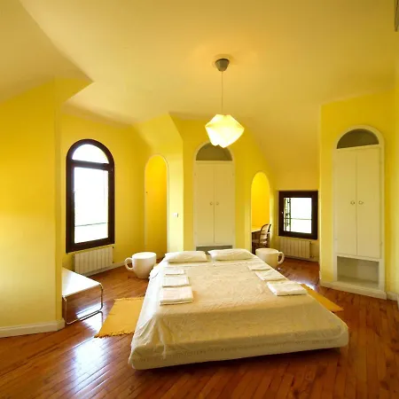 By Interhome Sarezzano