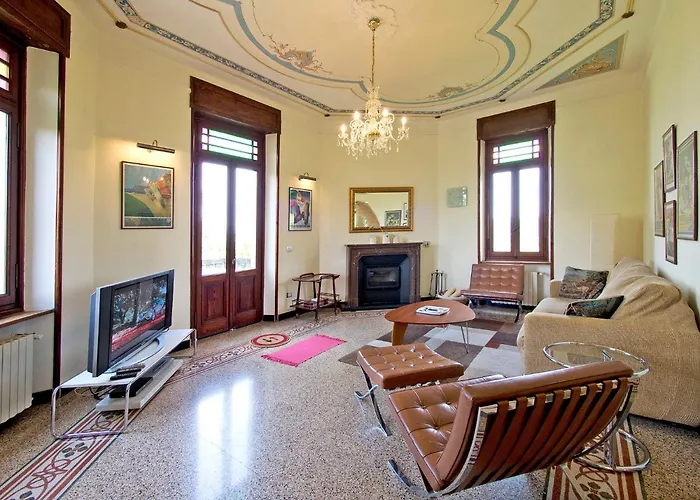 By Interhome